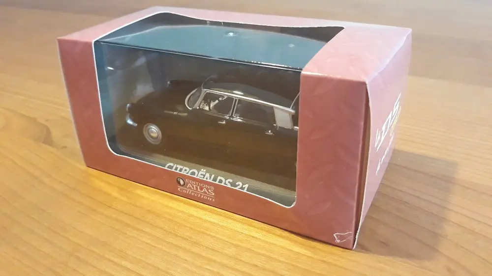 W15808-Citroen-DS21-1966-1-43-2.webp