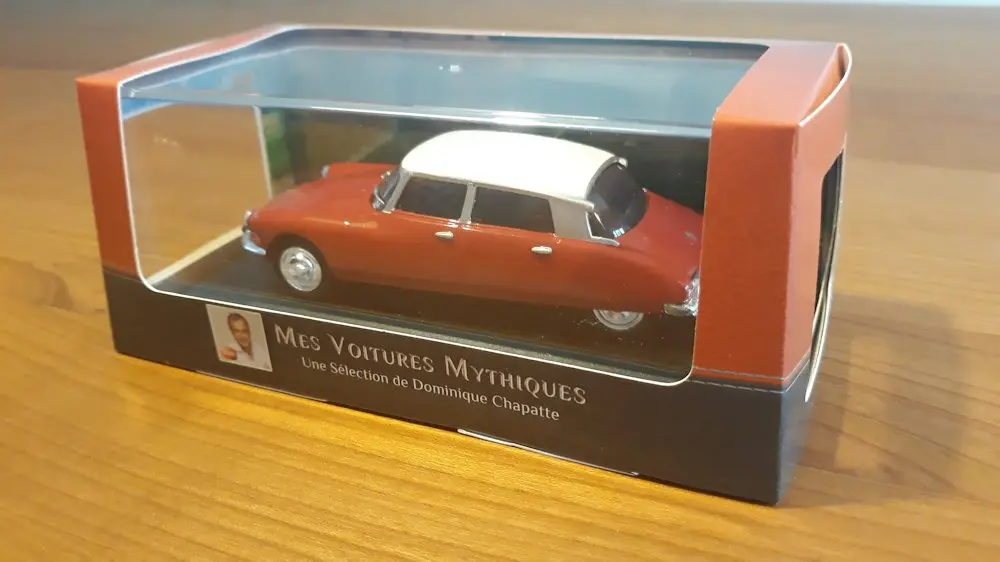 W15806-Citroen-DS19-1963-1-43-2.webp