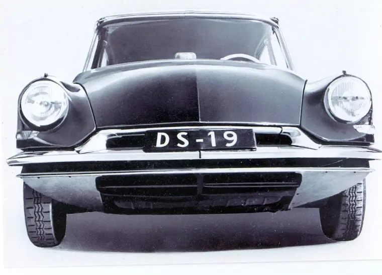 Ansicht "Onze Auto's, een tochtje door de tijd" DS19