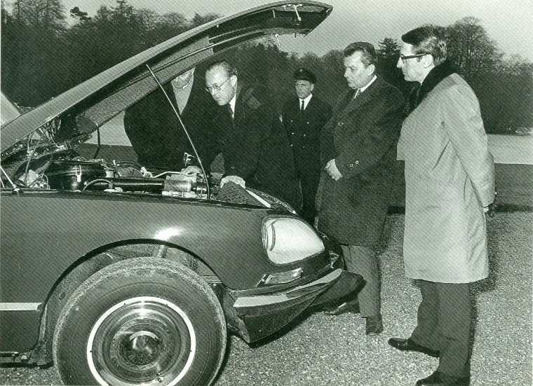 Ansicht Citroën DS21 1968 met Prins Bernhard