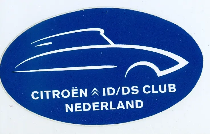Sticker ID/DS Club, buitenzijde raam