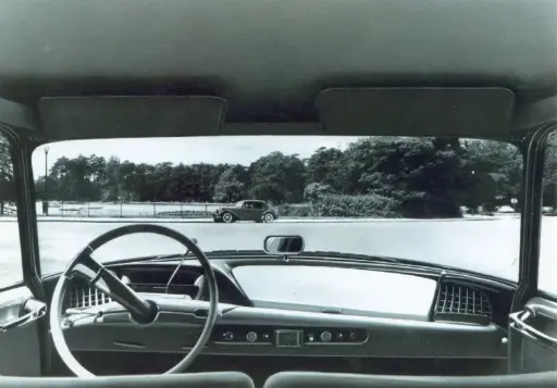 [W15881] Ansicht "Onze Auto's, een tochtje door de tijd" DS19 dashboard