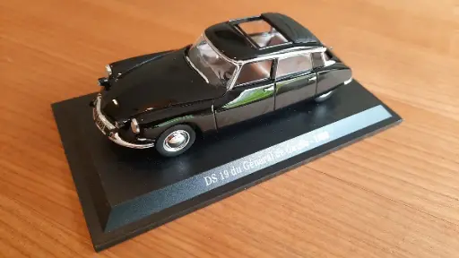 [W24956] Citroën DS19 du Géneral De Gaulle 1963 1:43